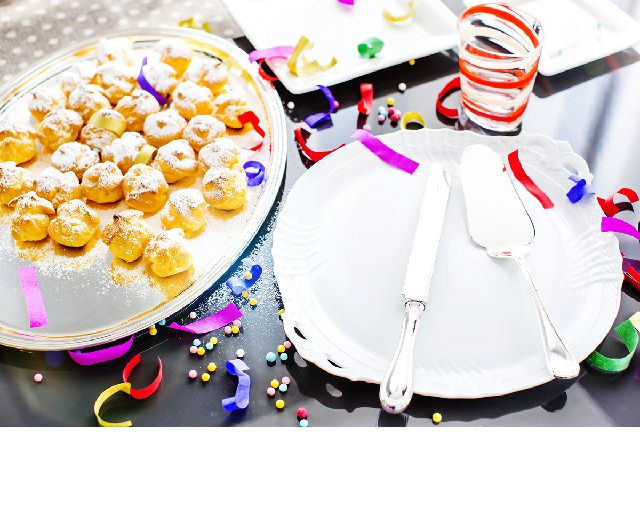 Serving trays