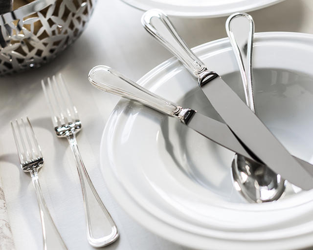 Cutlery and silverware sets