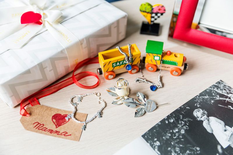 Cosa regalare per la festa della mamma? Idee per ogni personalità