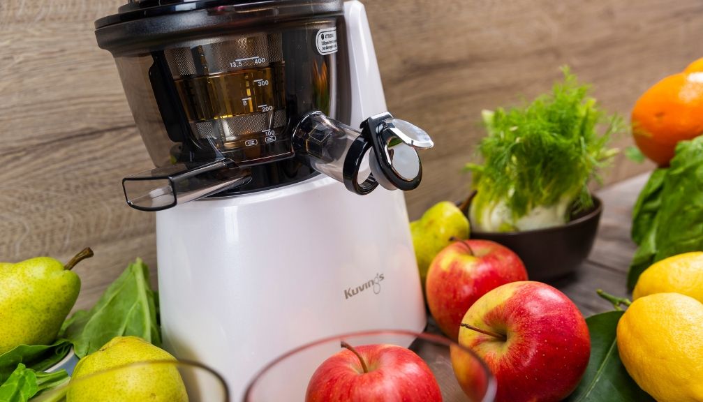 Estrattore di succo: come funziona? 5 motivi per averlo