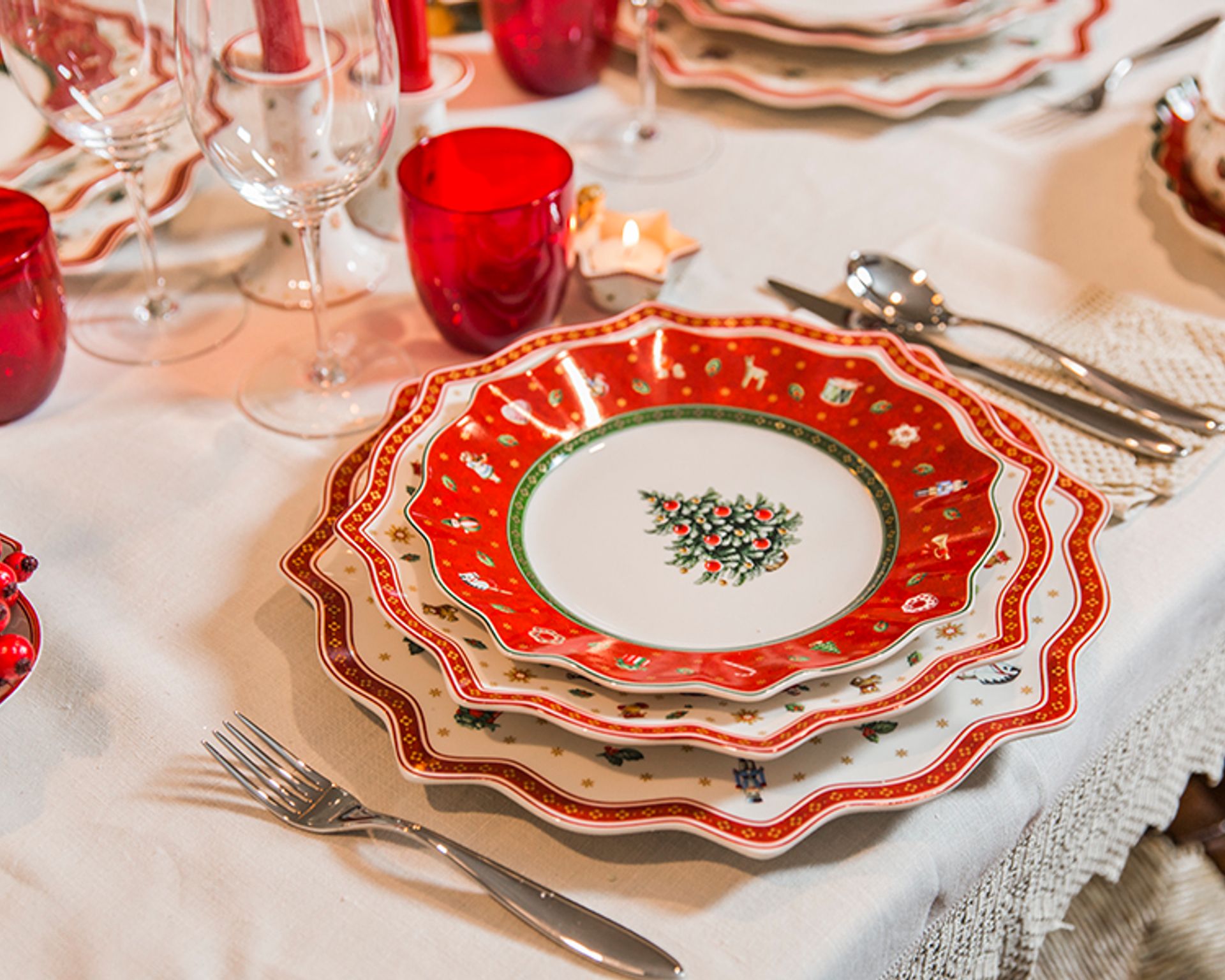 Apparecchiare la tavola per Natale con i piatti di Villeroy & Boch