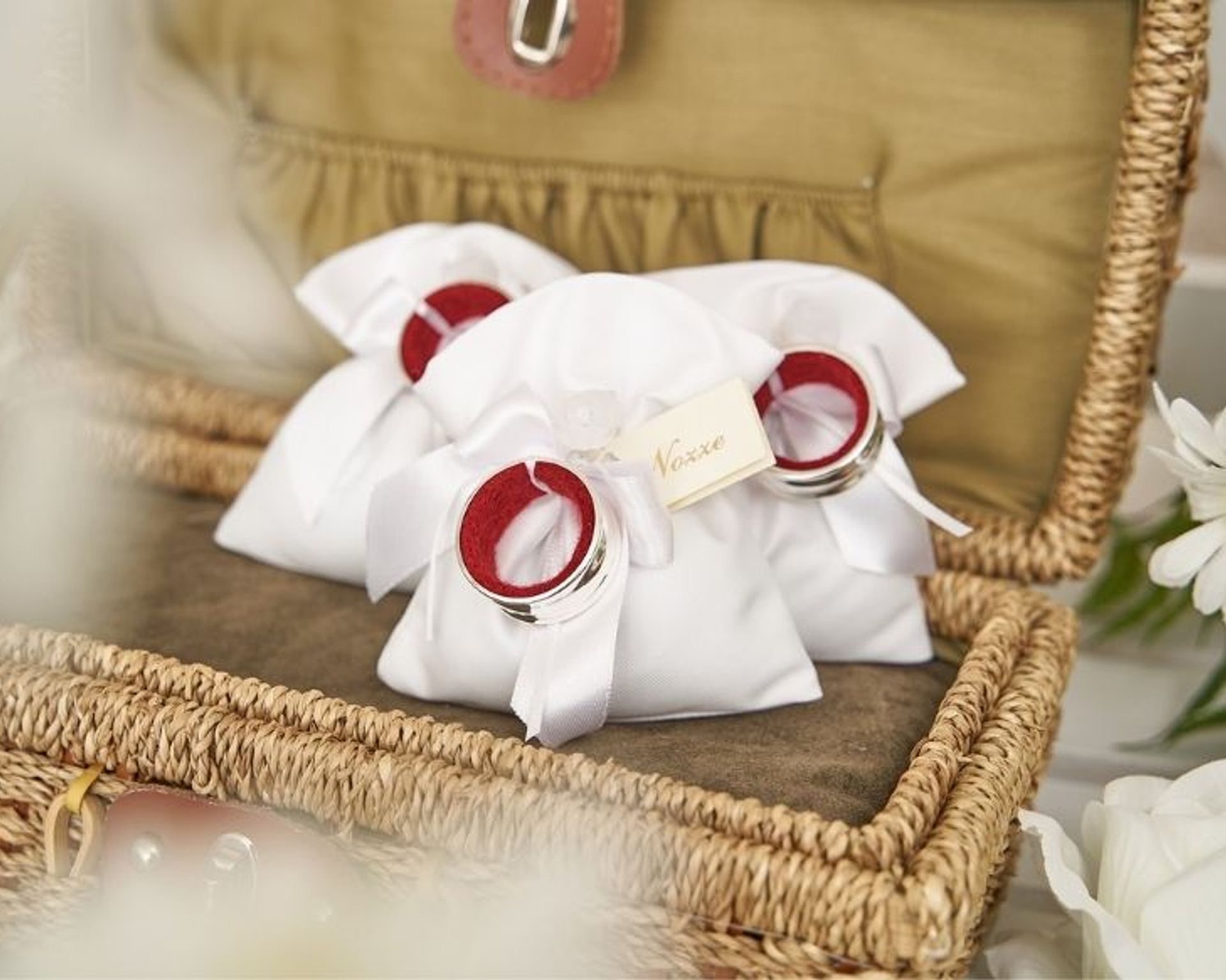 bomboniere-matrimonio-eleganti-speciale-argento-salvagoccia