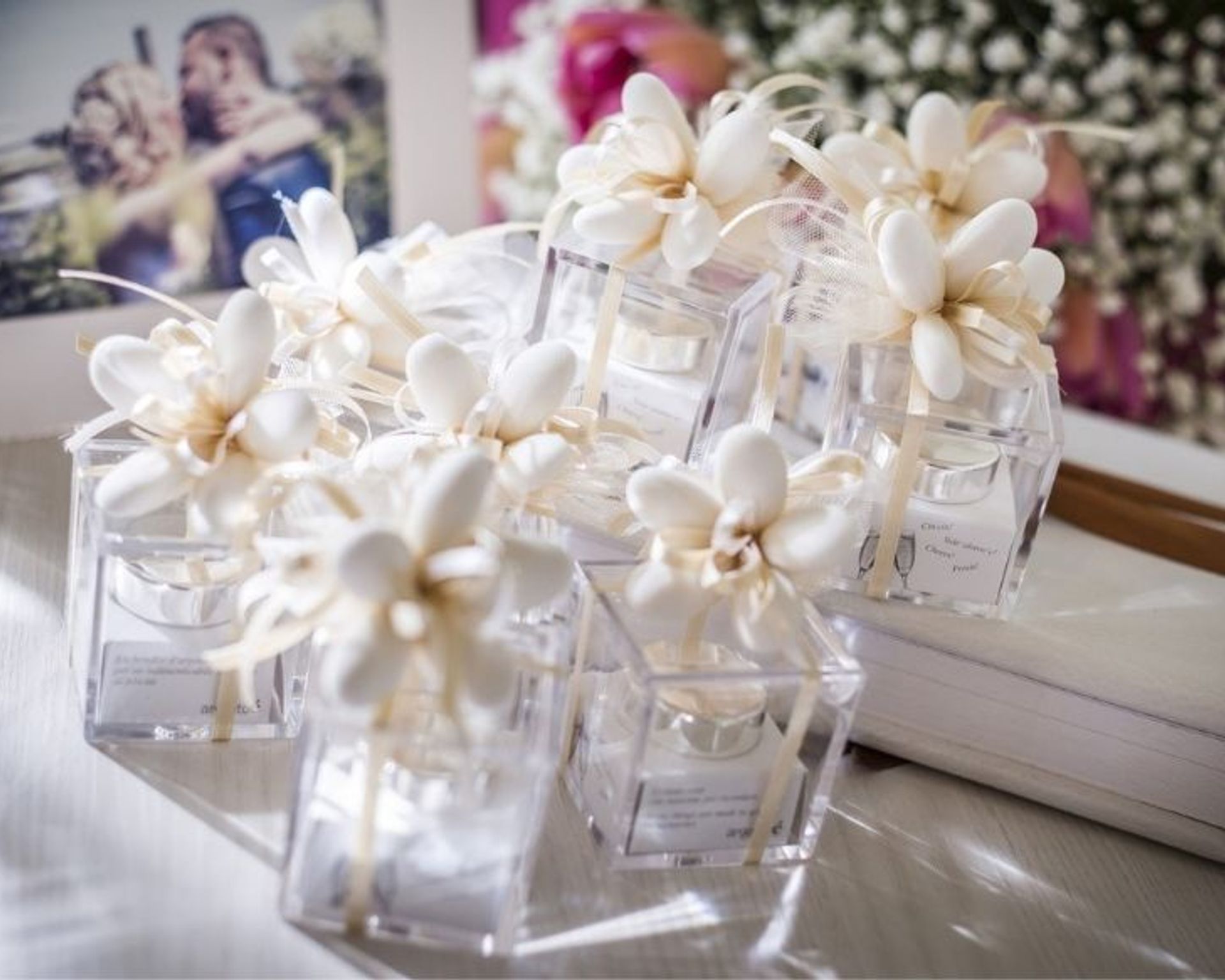 bomboniere-matrimonio-eleganti-speciale-argento-tappo-plexiglass