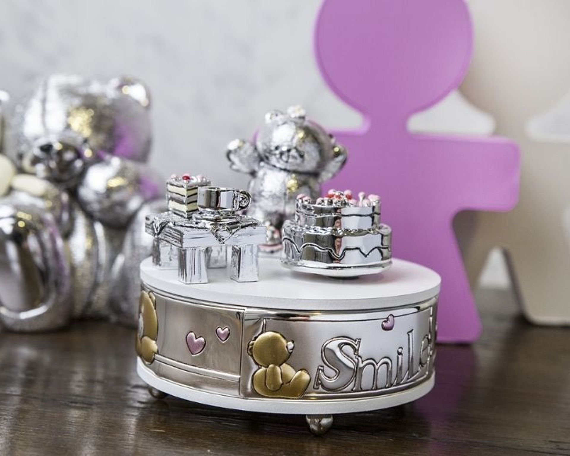 carillon-storia-breve-e-significato-orsetto-torta