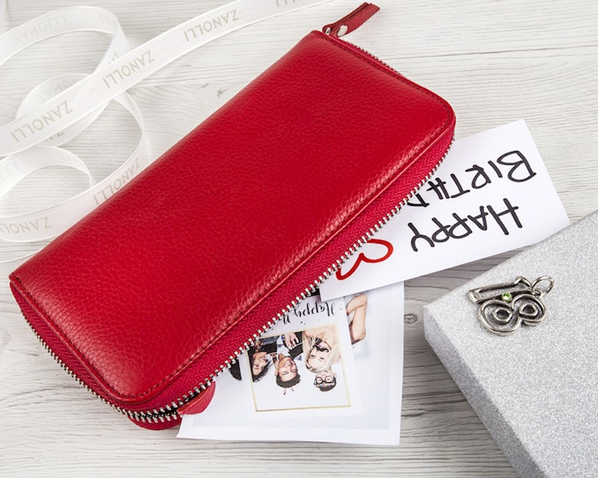 idee-regalo-per-18-anni-portafoglio rosso