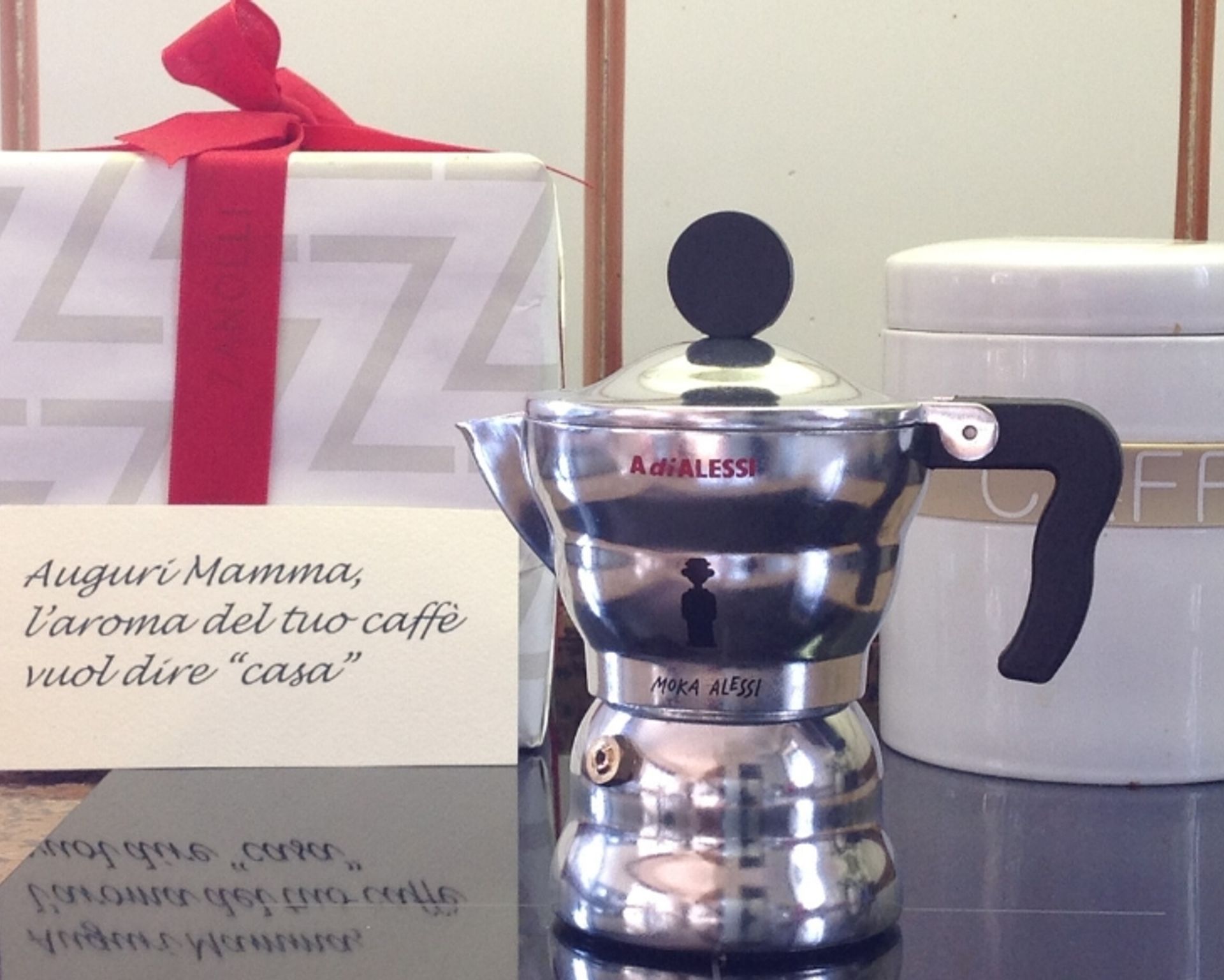 idee-regalo-per-la-festa-della-mamma-caffettiere-di-design