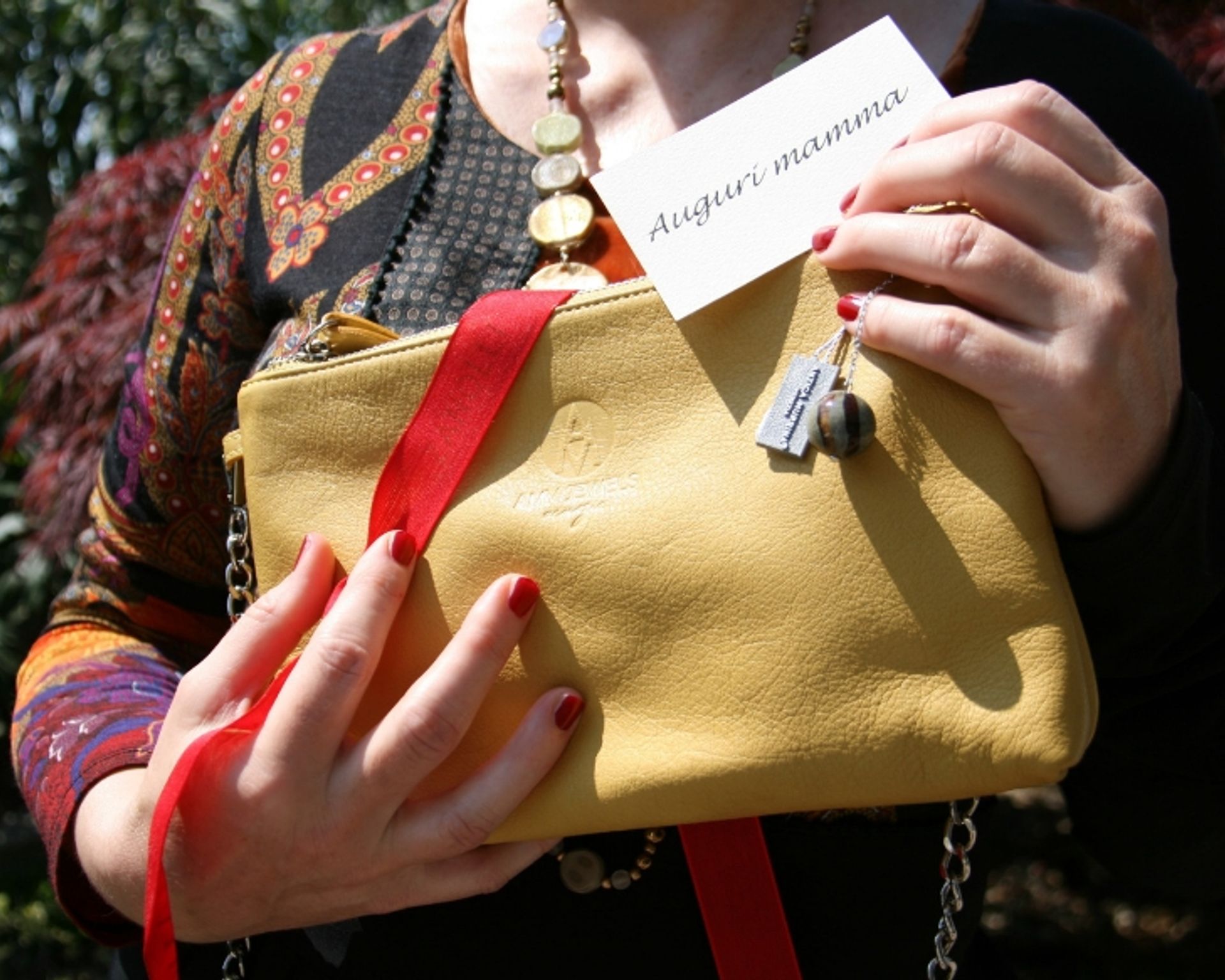 idee-regalo-per-la-festa-della-mamma-murrina-pochette