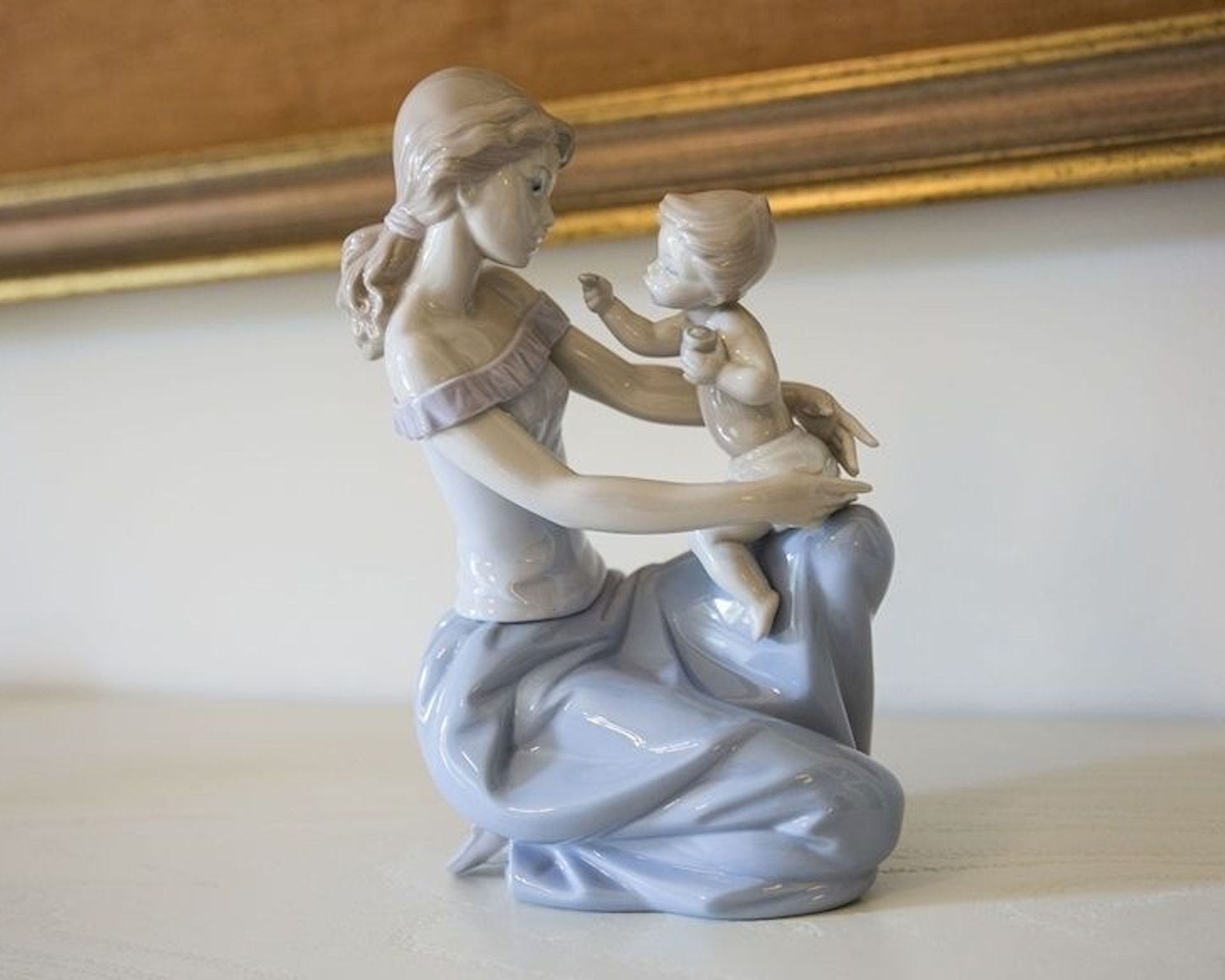 idee-regalo-per-la-mamma-lladro-statuina