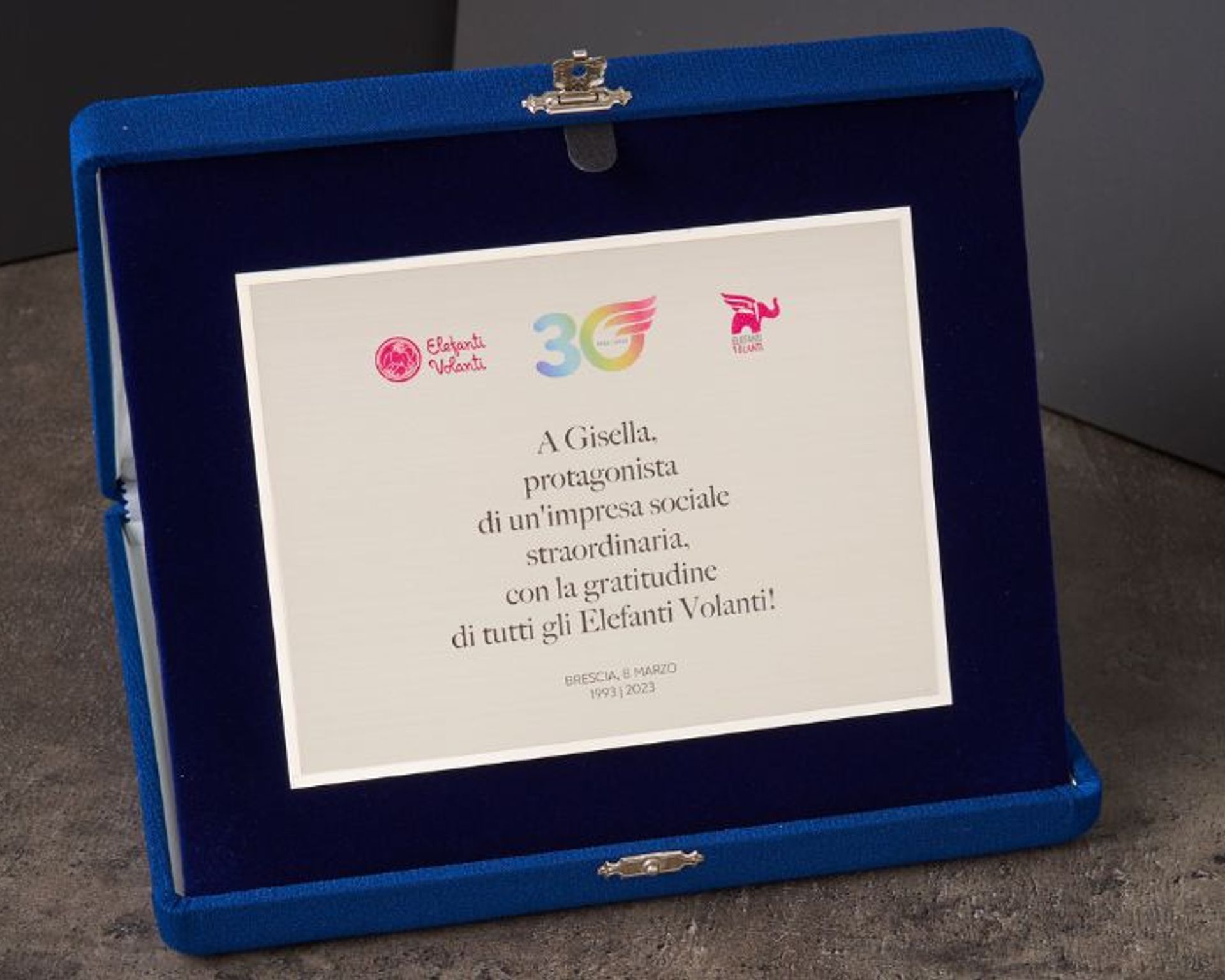 incisione-targhe-personalizzate-stampa