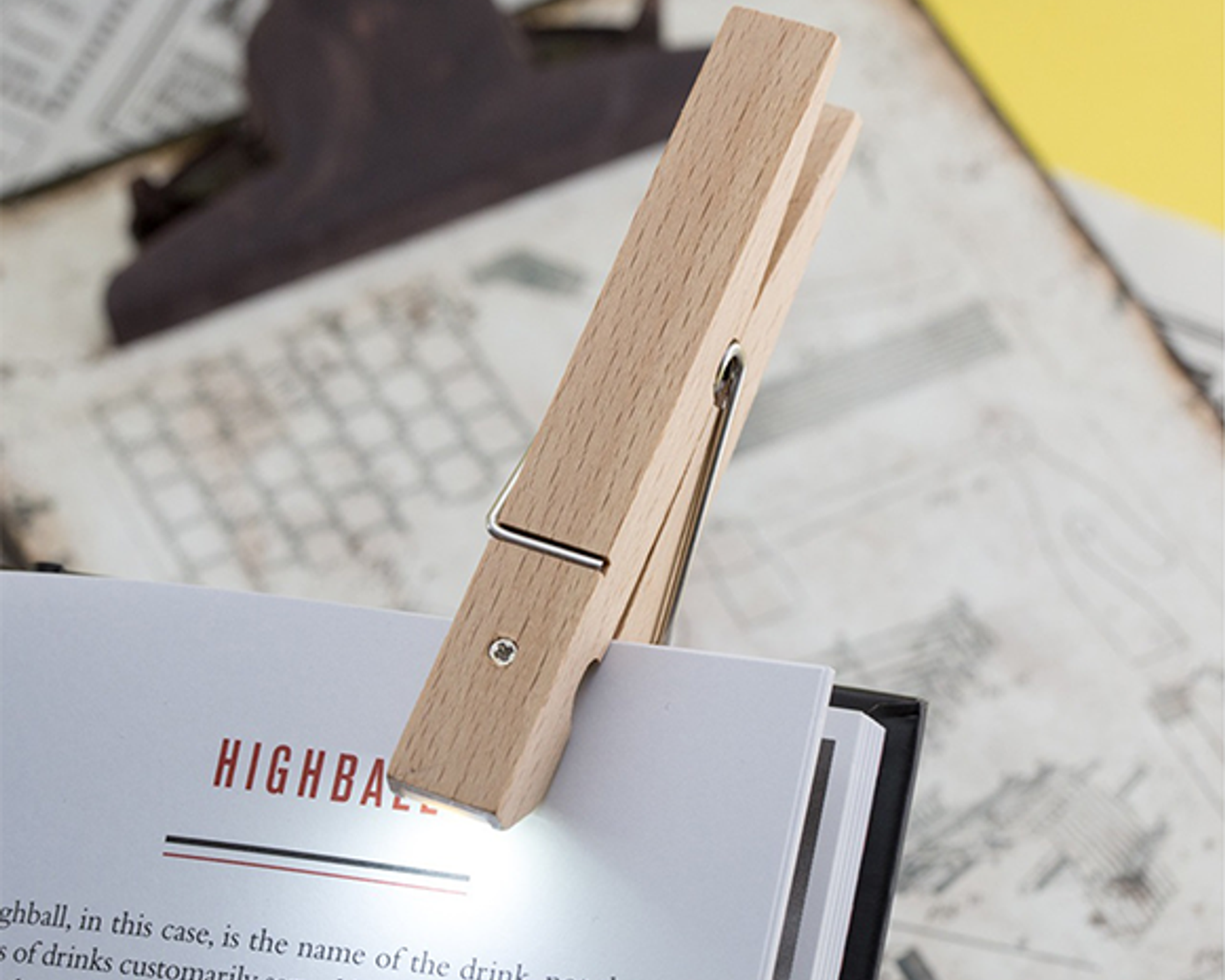 Luce per leggere al buio