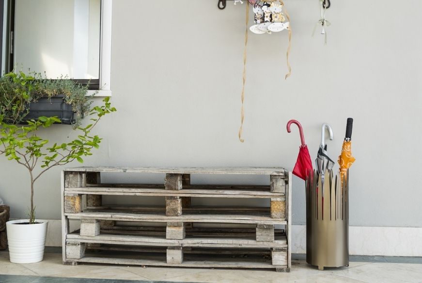 arti-e-mestieri-oggetti-di-design-per-la-tua-casa-portaombrelli-ambientata