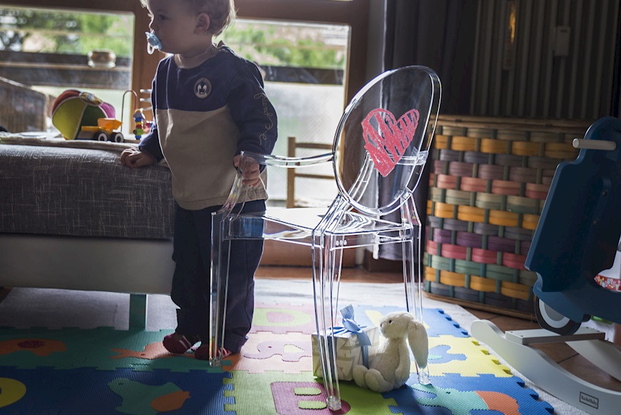 cosa-si-regala-ad-un-battesimo-sedia-lou-lou-kartell