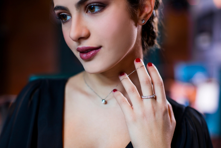 gioielli-classici-punto-luce