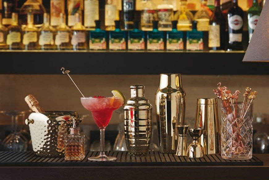 regali-di-natale-cosa-regalare-a-un-uomo-barman