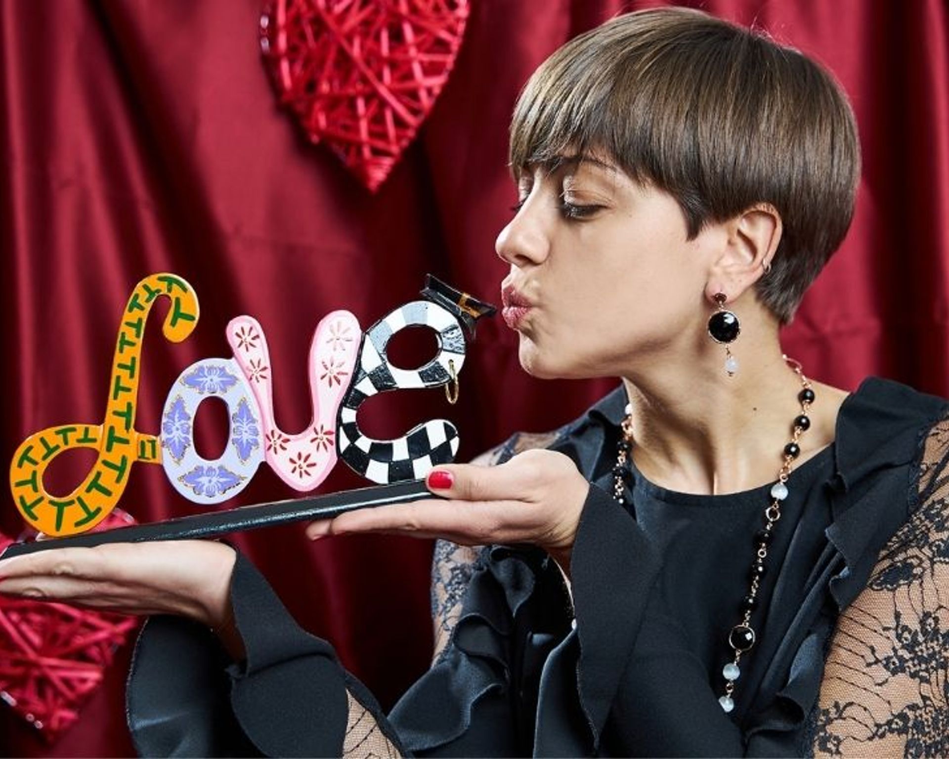 regali-di-san-valentino-scritta-love