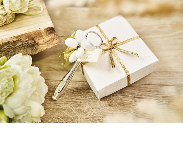 Classic bottle opener elegance silver plated with sugared almonds