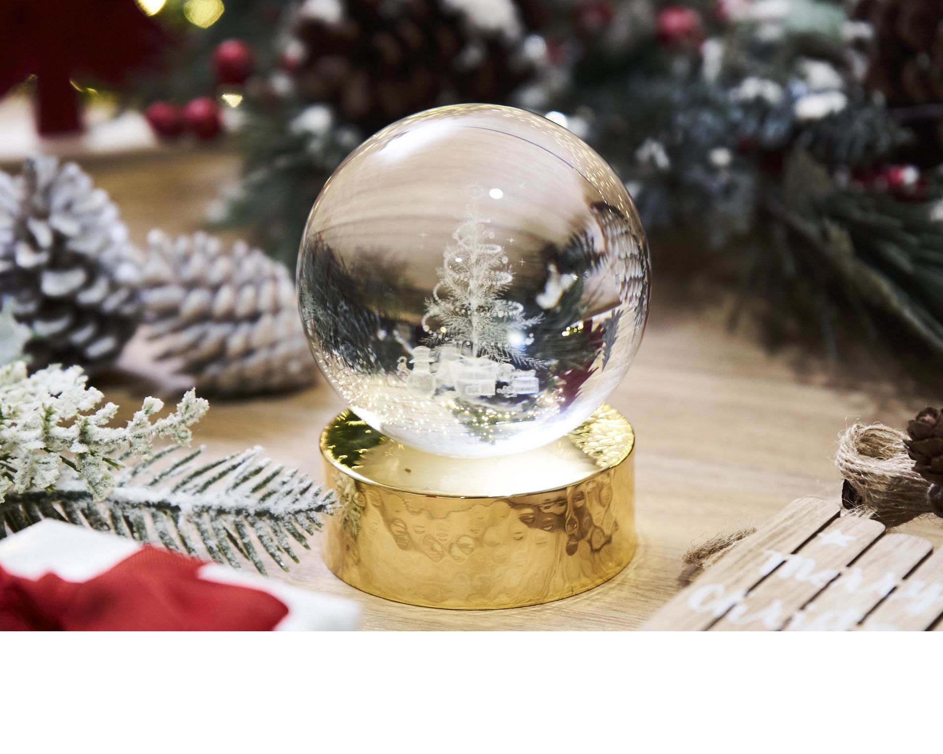 Crystal Ball Tree With 3d Laser Engraving And Polished Gold Base Selezione Zanolli 185440 624albero03