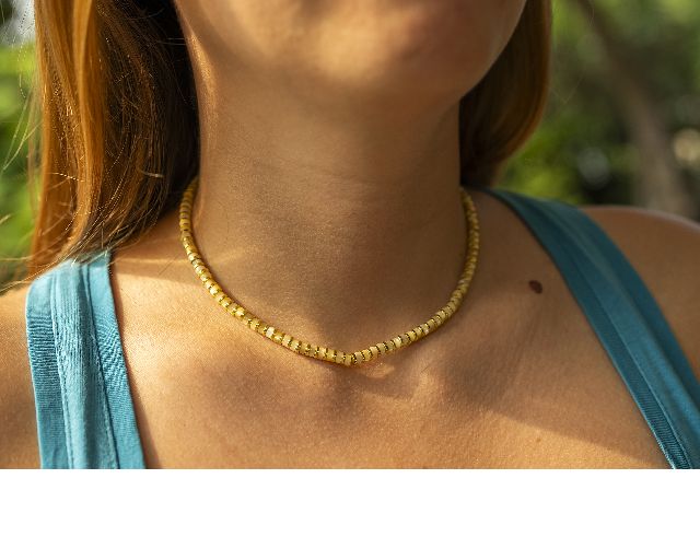 Collana argento dorato con tondi in ceramica gialla
