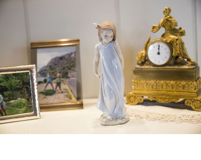 Amica Delle Farfalle Porcellana Lladro