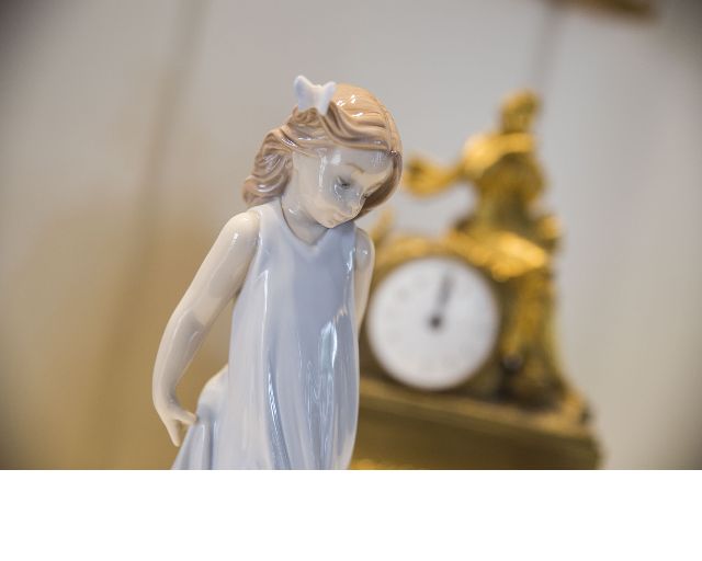 Amica Delle Farfalle Porcellana Lladro