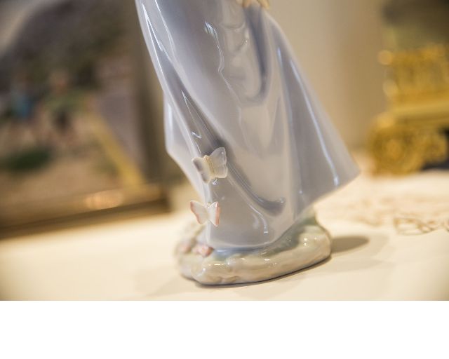 Amica Delle Farfalle Porcellana Lladro