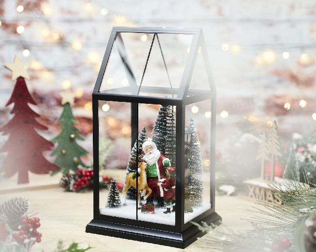 Greenhouse with christmas ambiance with led lights