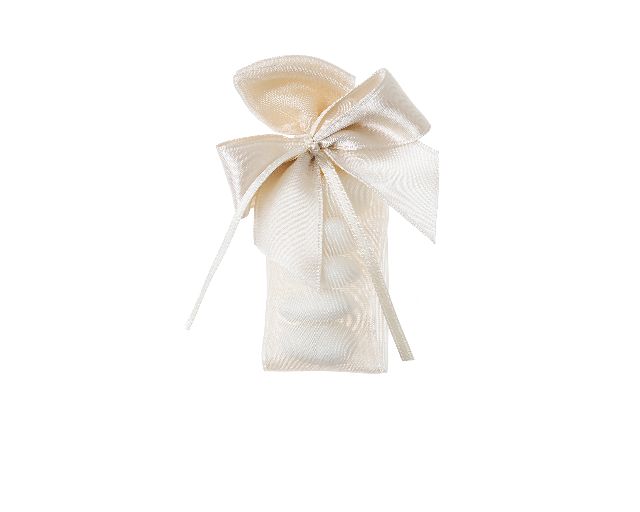 Favor sugared almonds cream with sugared almonds