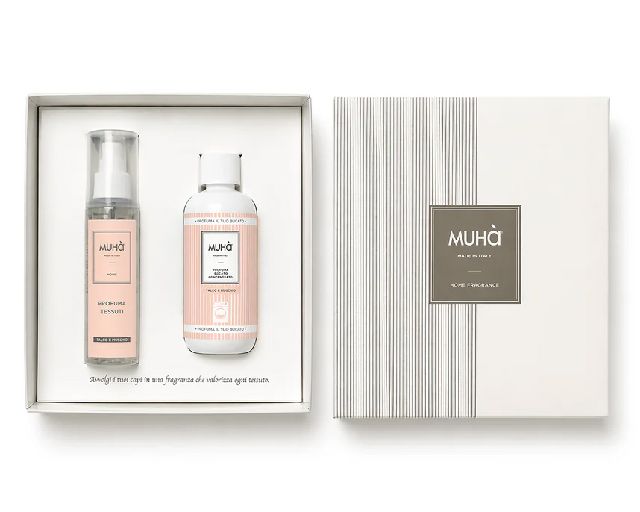 Laundry gift box with talc and musk spray
