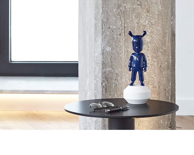 The Dark Blue Guest Porcelain Lladro
