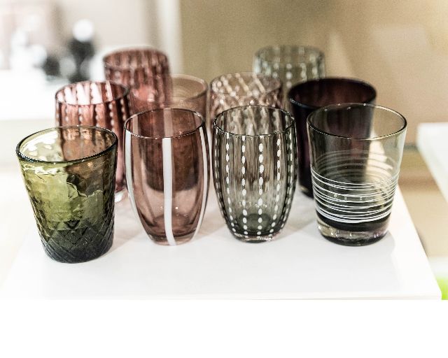 Confezione di bicchieri tumbler melting pot bicolore grigio e ametista 6 pezzi assortiti