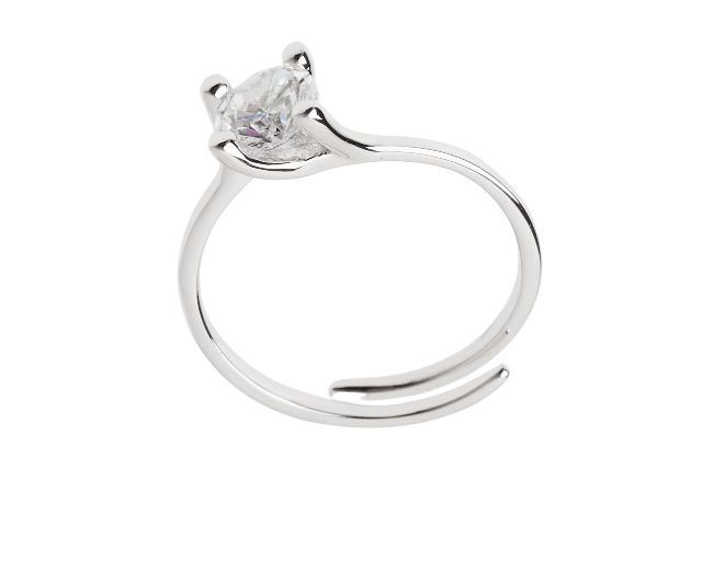 Ring silver with zircons