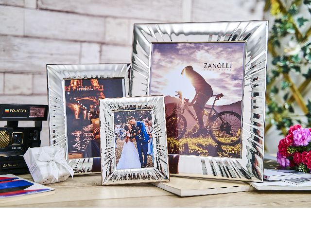 Picture frame bilaminated silver