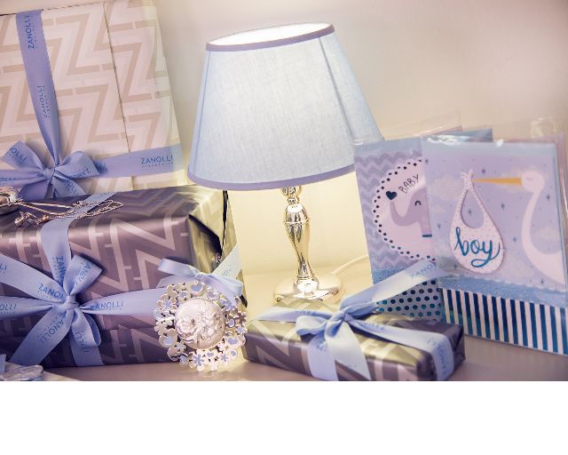 Lampada bimbo argento con paralume celeste