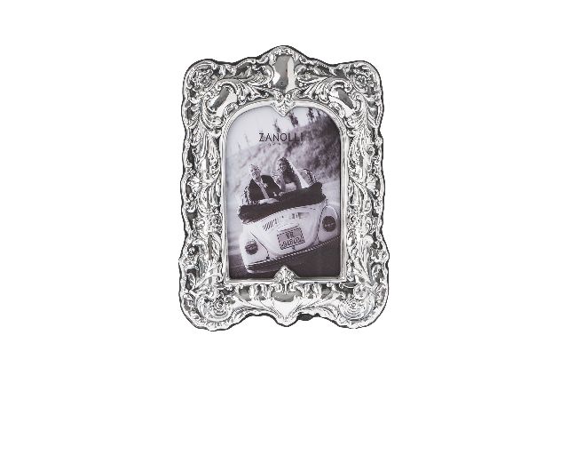 Cornice argento