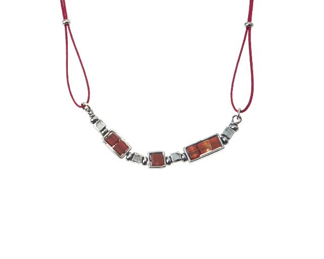 Collana uomo soul man argento brunito con cordino rosso e agata rossa