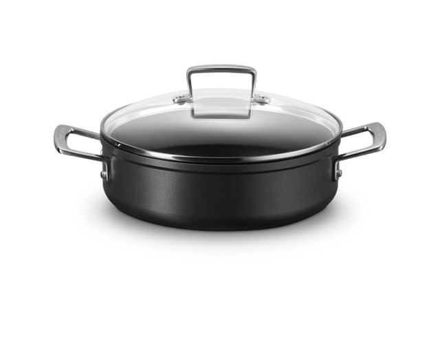 Sautè in alluminio antiaderente nero con coperchio