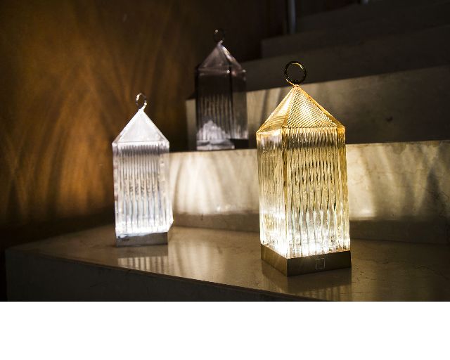 Lampada Lantern Ambra Kartell 150816 90609335am