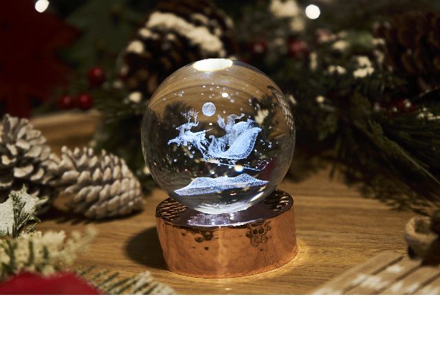 Crystal Ball Santa Claus With 3d Laser Engraving And Polished Copper Base Selezione Zanolli 185442 624babbo01