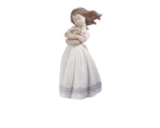 Tender innocence porcelain