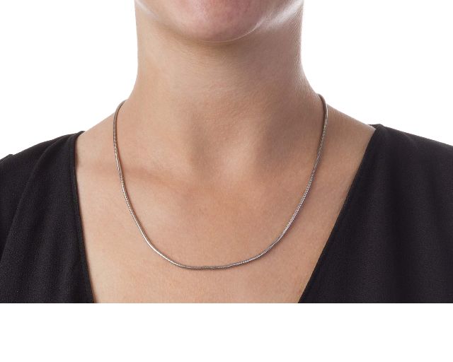 Mouse tail necklace silver