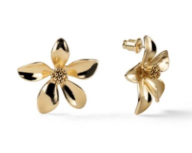 Orecchini classica in bronzo dorato con zirconi