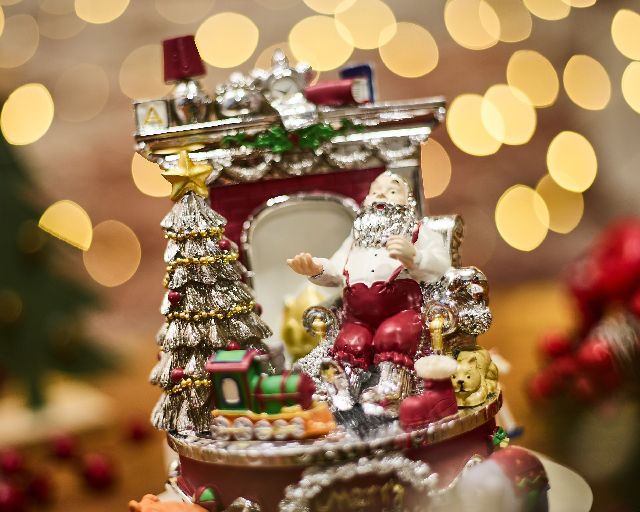 Idea Regalo Natale Giostra Musicale Babbo Natale Selezione Zanolli 189129 592n860213ro