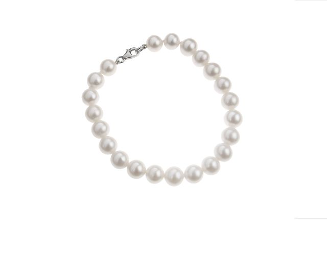 Bracelet gold 750‰ and white pearls grown 24 months