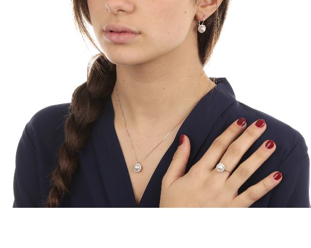 Collana Oro 750 Con Perla Akoya E Diamanti Selezione Zanolli 150813 838079cio