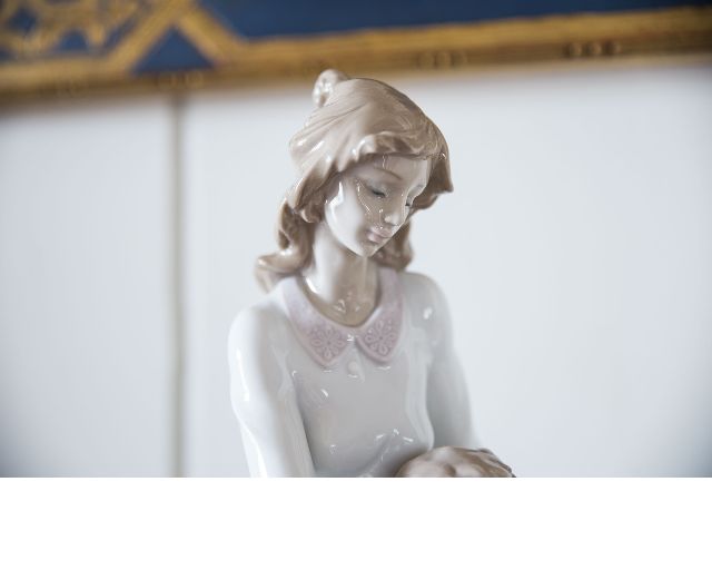 An Afternoon Nap Porcelain Lladro