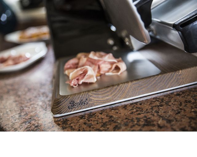 Cutting Board Home Line 200 250 Beech With Inox Plate Berkel 158408 840tag03facax
