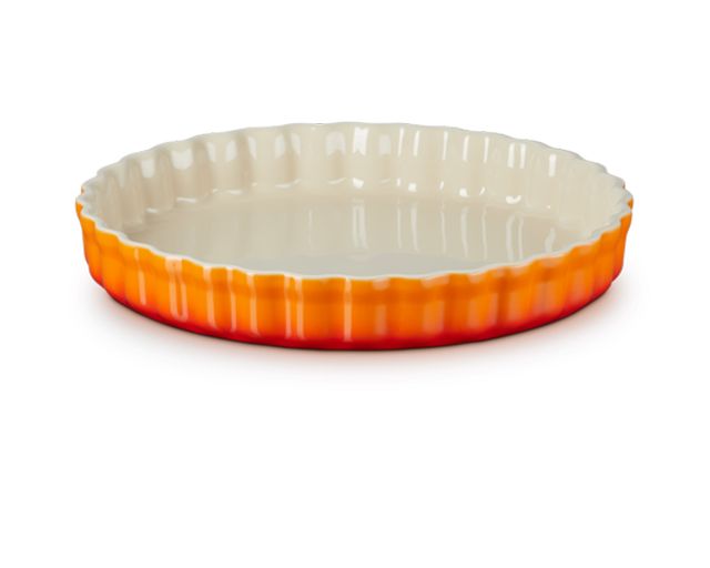 Round cake pan tradition stoneware volcanic