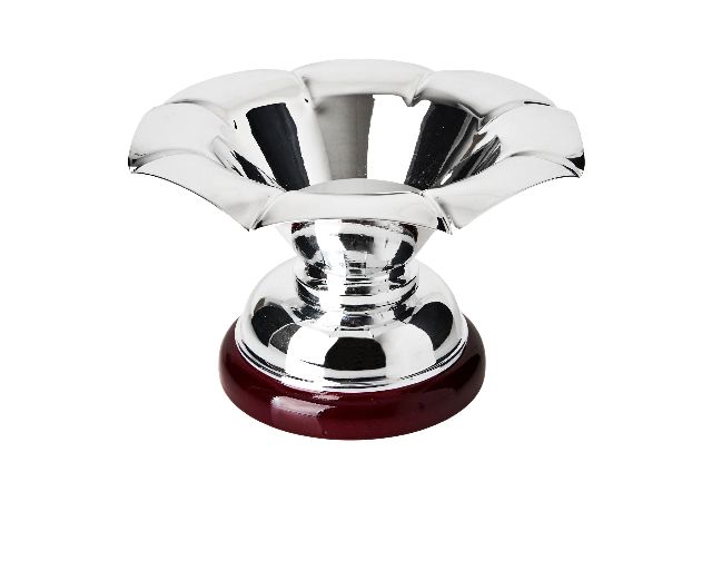 Cup with wooden base