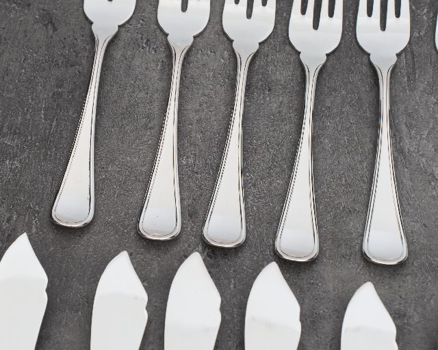 Set Posate Pesce Argento 16 Pezzi In Stile Inglese Usato Ricondizionato Zanolli Vintage 190521 Us0008744