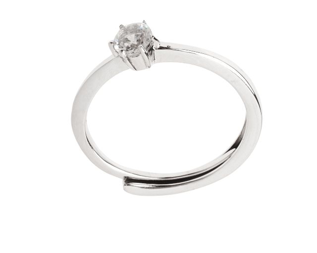 Ring silver with zircons